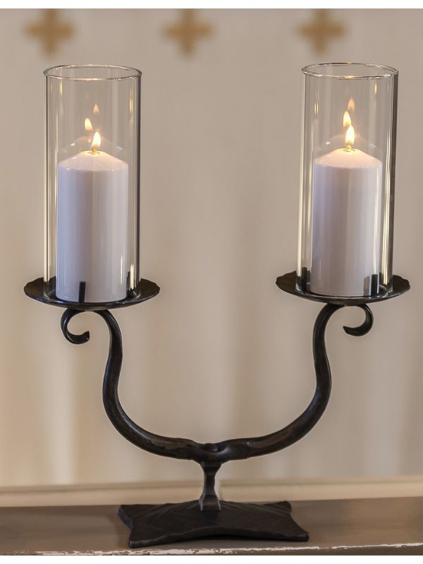 Alttarilyhty, 2 lyhtyä, Takorauta