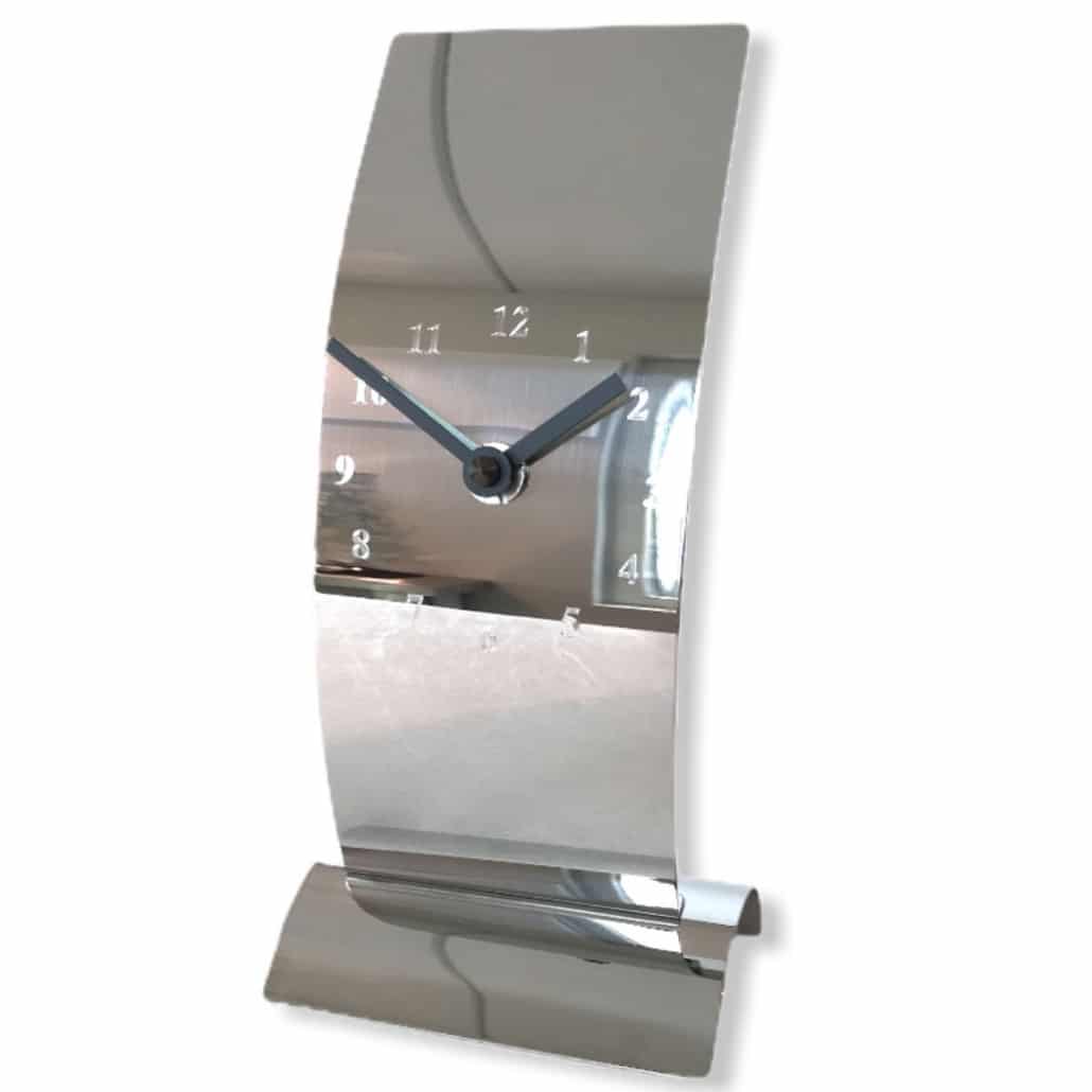 Arctichrome pöytäkello, kaari