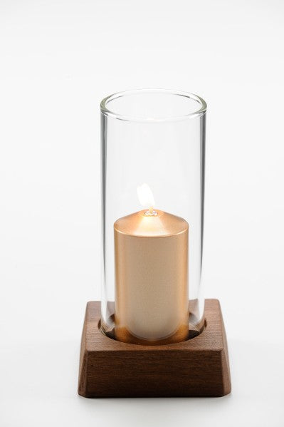 Pähkinä, kulta, kirkas lasi