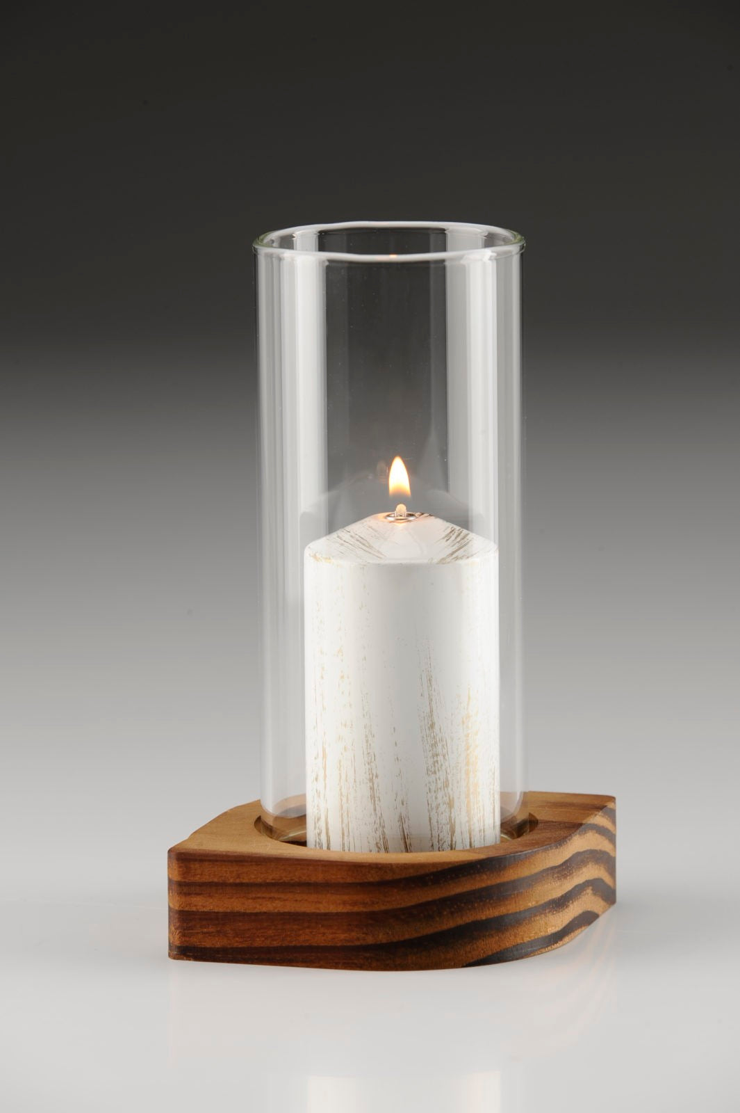 Radiant, valkokulta patina, kirkas lasi